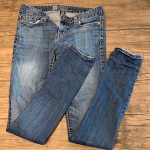 Mossimo Women’s Skinny Jeans - Size 6L